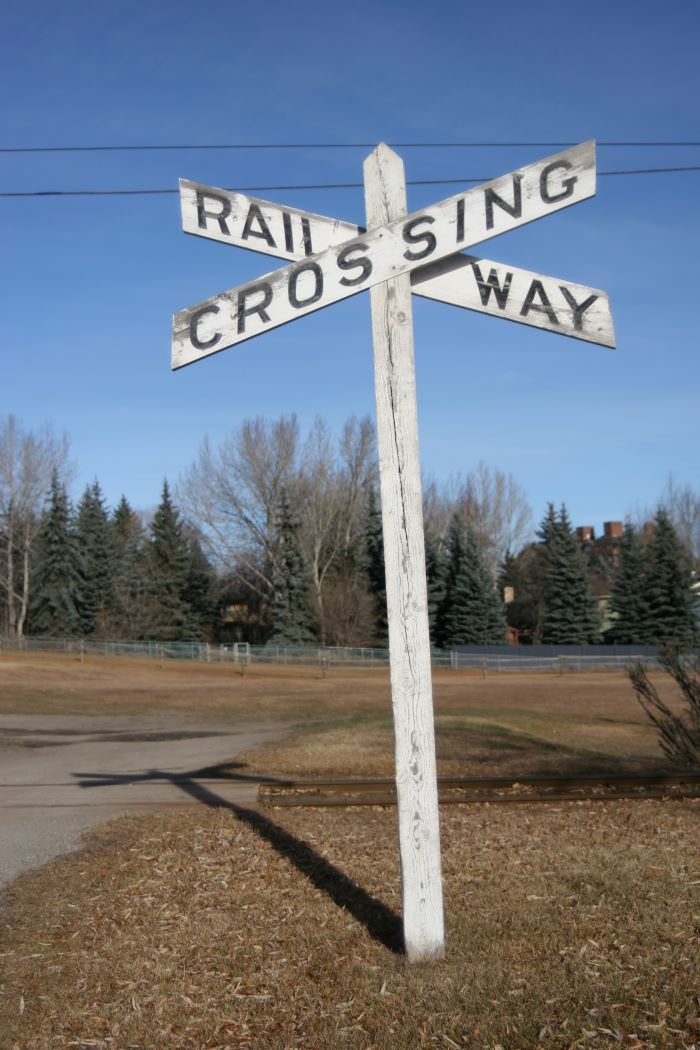 truck driver wrongful death at uncontrolled railroad crossing