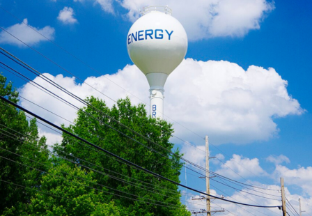 Water tower in Energy, Illinois, where a fatal house explosion occurred in August 2026